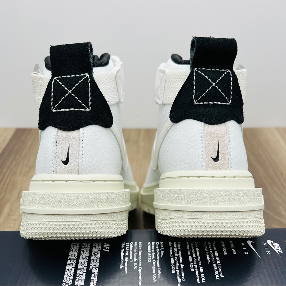 Nike Air Force 1 Hi UT 2.0 - Picture 4 of 6